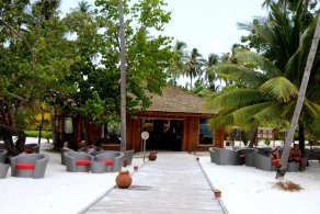 Meeru Island Resort & Spa 4* 